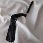 Leather flogger – soft – swivel-strand (black)