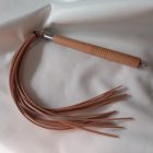 Forgószálas bdsm natur barna puha bőr korbács