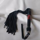 schwarze lederpeitsche mit handbemaltem japanischen muster, 50 Stränge, handgefertigt