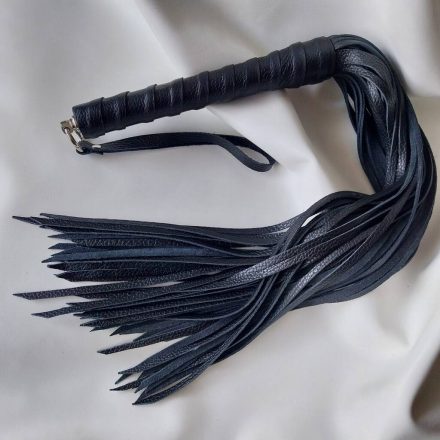 Black leather flogger 50 strands
