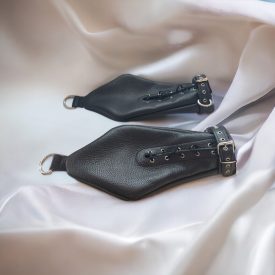 Bdsm bőr fűzős kesztyű