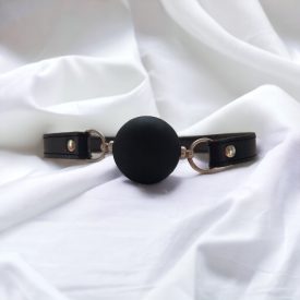 BDSM Leder Knebel
